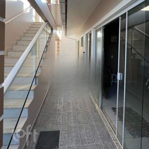 Image 9 - 881772