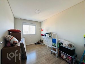 Image 9 - 881774