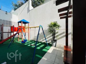 Image 18 - 881774