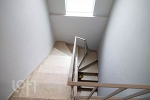 Image 17 - 881775