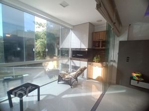 Image 4 - 881777