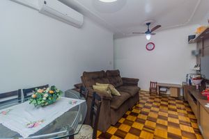 Image 3 - 881780