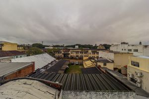 Image 2 - 881780