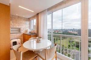 Image 4 - 881783