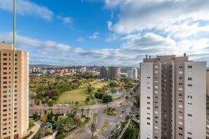 Image 7 - 881783