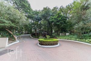 Image 58 - 881894