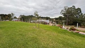 Image 10 - 881970