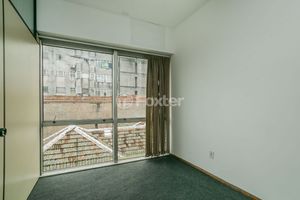 Image 7 - 881975