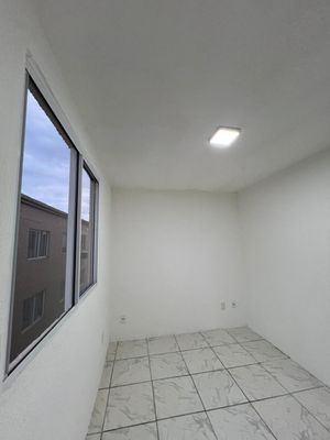 Image 6 - 881976