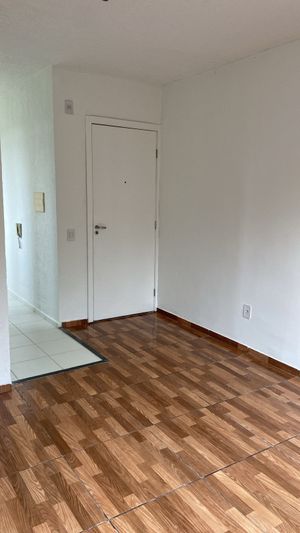 Image 3 - 881987