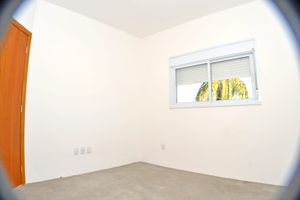 Image 13 - 881991