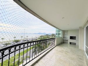 Image 7 - 882039