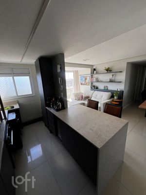 Image 9 - 882042