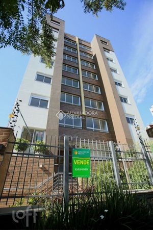Image 24 - 882061