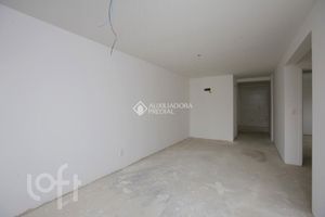 Image 3 - 882061