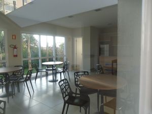 Image 15 - 882064
