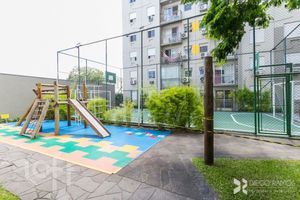 Image 34 - 882069