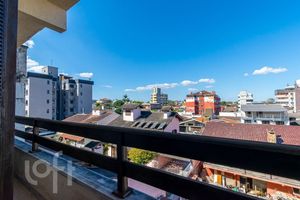 Image 4 - 882099