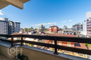 Image 7 - 882099