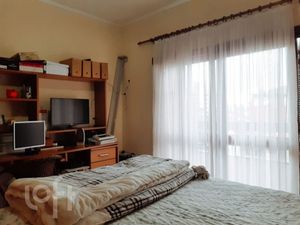 Image 8 - 882099