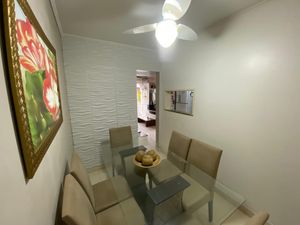 Image 4 - 882108