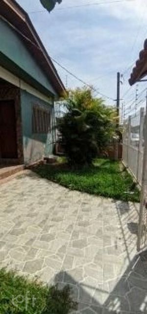 Image 9 - 882123
