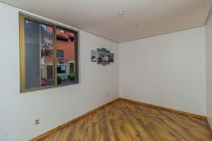 Image 20 - 882144