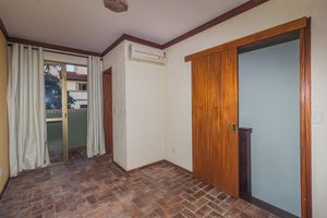 Image 26 - 882144
