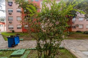 Image 4 - 882147
