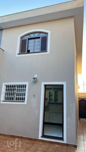 Image 8 - 882149