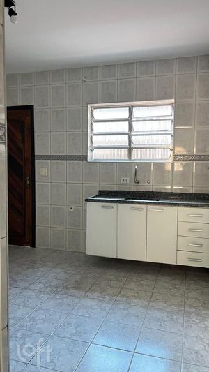 Image 2 - 882149