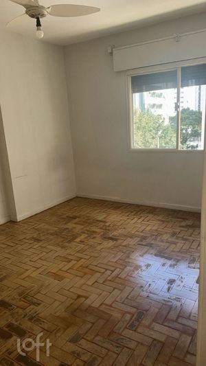 Image 7 - 882153