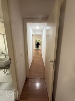 Image 6 - 882156