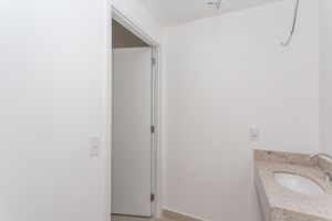Image 9 - 882161