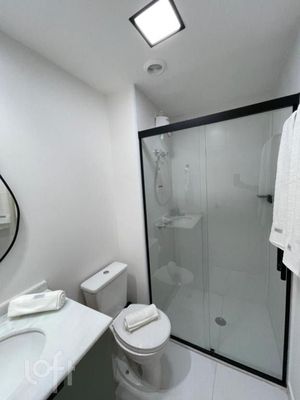 Image 9 - 882171