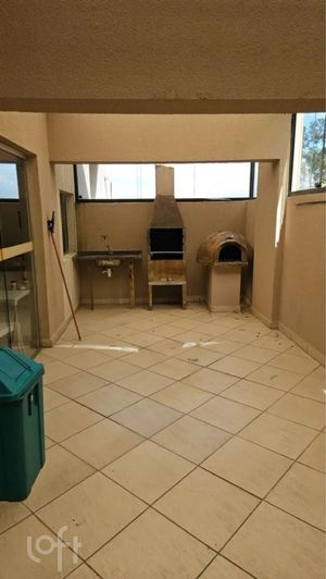 Image 8 - 882181