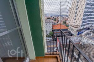 Image 3 - 882182