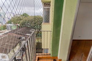 Image 4 - 882182