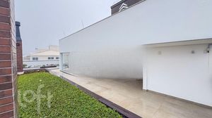 Image 29 - 882183