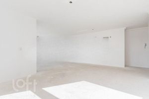 Image 4 - 882201