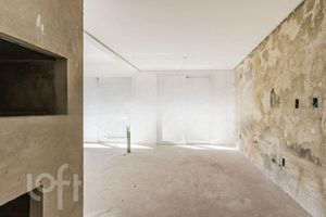 Image 17 - 882201