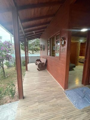 Image 5 - 882205