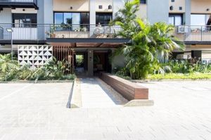 Image 1 - 882209