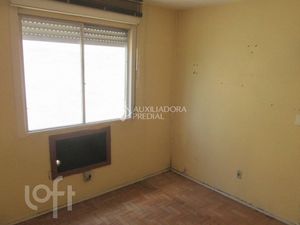 Image 8 - 882210