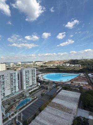 Image 8 - 882211