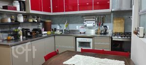 Image 15 - 882217