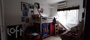 Image 25 - 882217