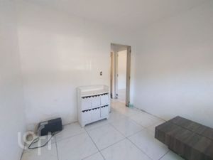 Image 11 - 882228
