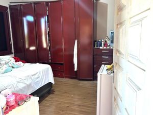 Image 9 - 882230