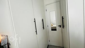 Image 9 - 882233